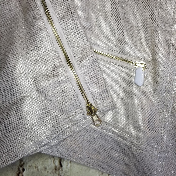 CHICO'S Gold Cream Moto Metallic Zip Blazer New - Picture 3 of 5